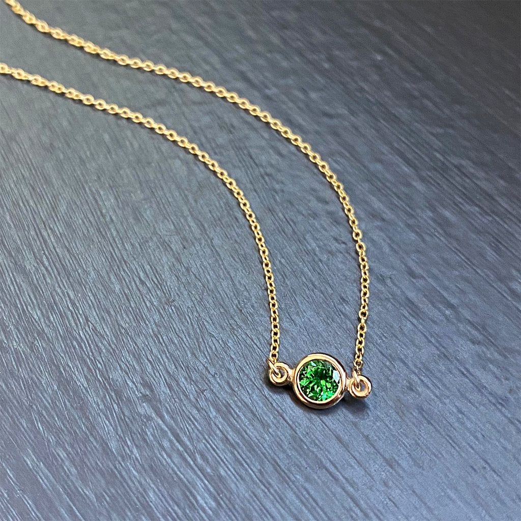Tsavorite Garnet Floating Pendant in 14K Yellow Gold
